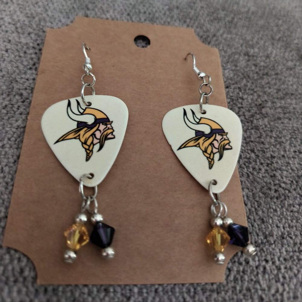 Women's MINNESOTA VIKINGS GUITAR PICK EARRINGS